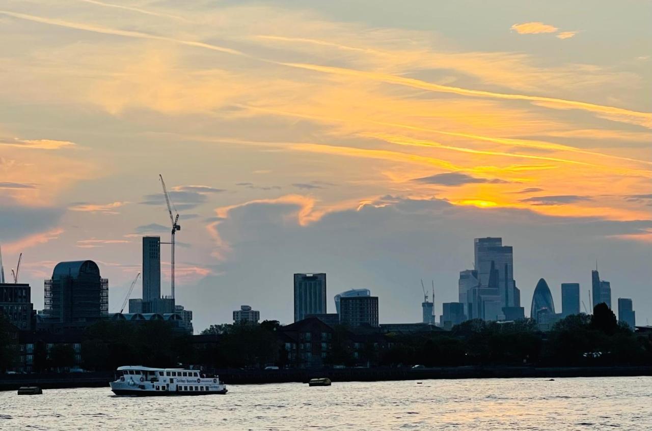 Riverside Premium En Suite Double Room E14 Londra Dış mekan fotoğraf